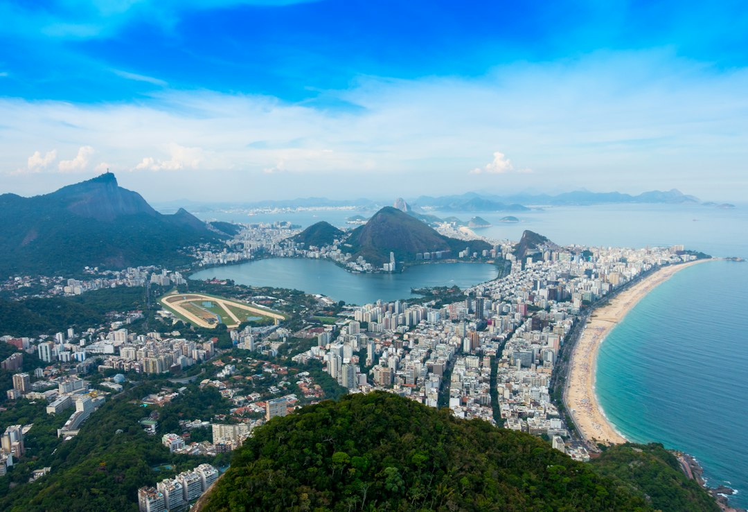 Brazil Investment Roundup: 6×1 Labor Reform, MEI Debt Relief, US Inflation – October 14, 2026